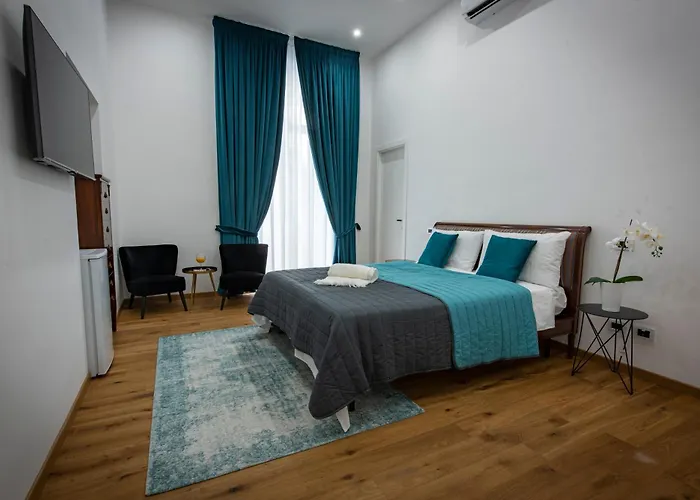 Downtown B&b - E Si Nun Canto Moro